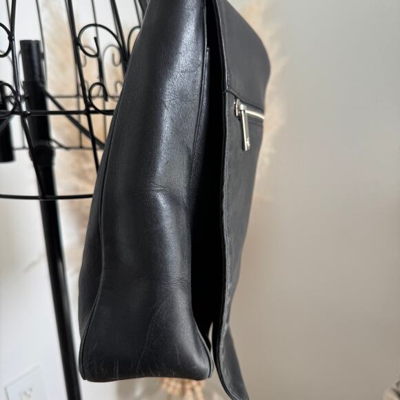 Calvin Klein Black Leather Messenger Work Shoulder Bag-Unisex - Picture 3 of 13